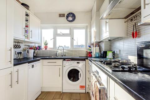 2 bedroom maisonette to rent - Staines-Upon-Thames,  Berkshire,  TW19