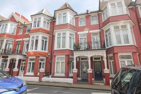1 bedroom in a house share to rent - Elms Avenue, Eastbourne