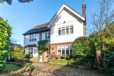 5 bedroom detached house for sale - Ollards Grove, Loughton, Essex, IG10