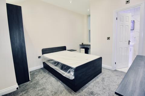 2 bedroom house to rent, Ashwood Terrace, Leeds LS6