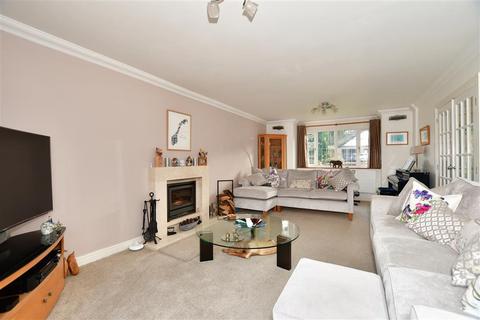 5 Ash Meadow, Willesborough, Ashford, TN24 0LW
