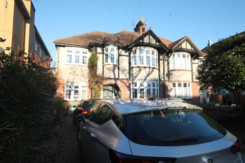 5 bedroom semi-detached house for sale - Dorset Road, London