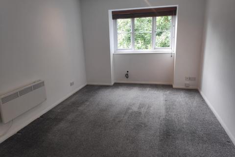 1 bedroom apartment to rent, Wordsworth Mead, Redhill