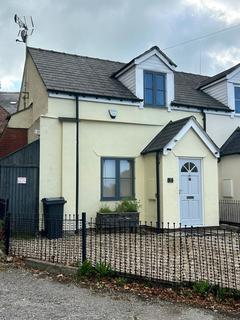 2 bedroom semi-detached house to rent, Spring Gardens,