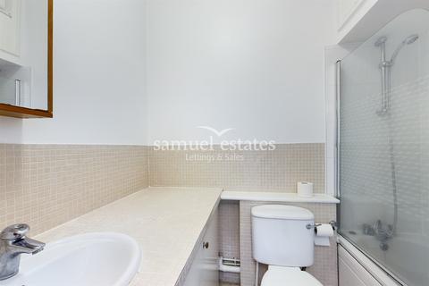 2 bedroom flat to rent - Streatham Common South, London, SW16