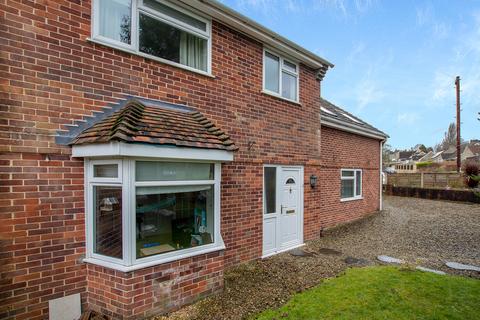30 Common Road, Wincanton, BA9 9HX
