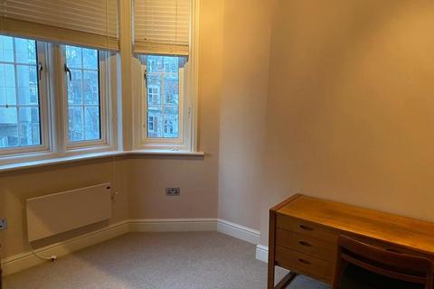 2 bedroom apartment to rent - Bedford Court Mansions, Bedford Avenue, Bloomsbury, London, WC1B