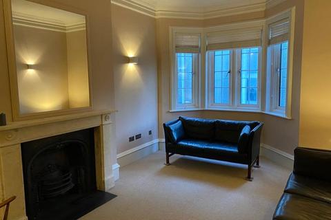 2 bedroom apartment to rent - Bedford Court Mansions, Bedford Avenue, Bloomsbury, London, WC1B