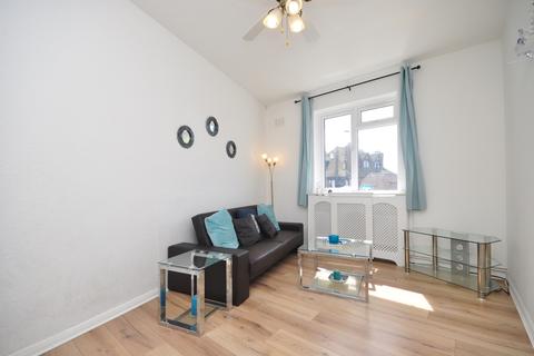 1 bedroom flat to rent - Limpsfield Road Warlingham CR6