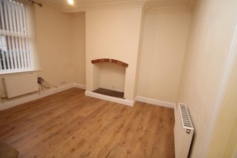 3 bedroom terraced house to rent, Whiteacre Road, Ashton-Under-Lyne, OL6