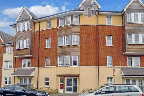 2 bedroom apartment for sale - Churchill Avenue, Basildon, Essex