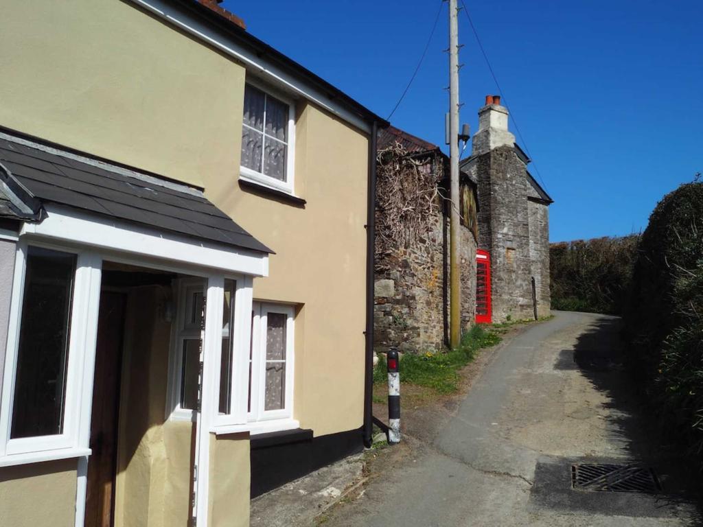 Higherland, Stoke Climsland 1 bed house for sale £180,000