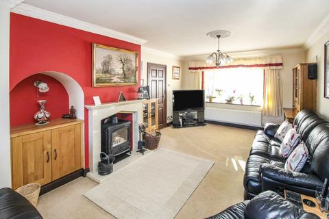 4 bedroom detached house for sale, Crescent Road, Heybridge