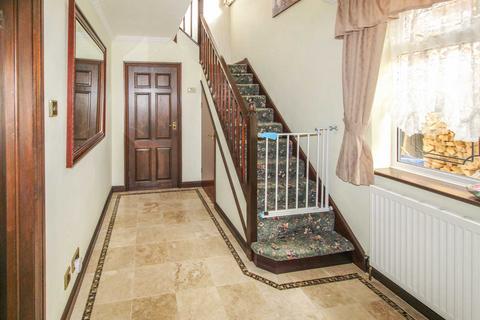 8 Crescent Road, Heybridge, Maldon, CM9 4SJ
