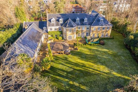 14 Broomfield Ride, Oxshott, Leatherhead, KT22 0LW