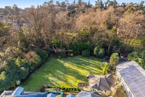 14 Broomfield Ride, Oxshott, Leatherhead, KT22 0LW