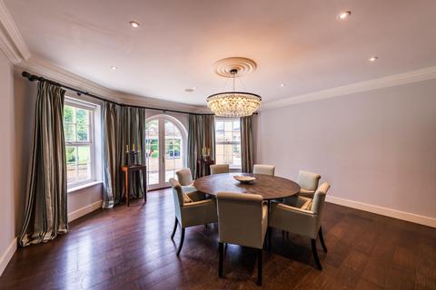 14 Broomfield Ride, Oxshott, Leatherhead, KT22 0LW