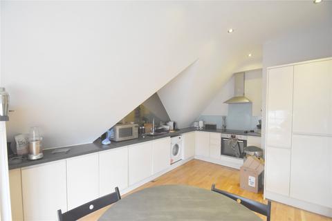 2 bedroom apartment to rent - Packhorse Road, Gerrards Cross, SL9