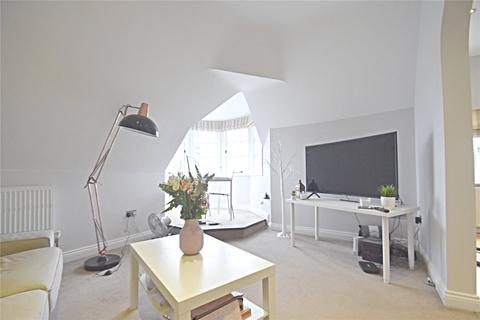 2 bedroom apartment to rent - Packhorse Road, Gerrards Cross, SL9