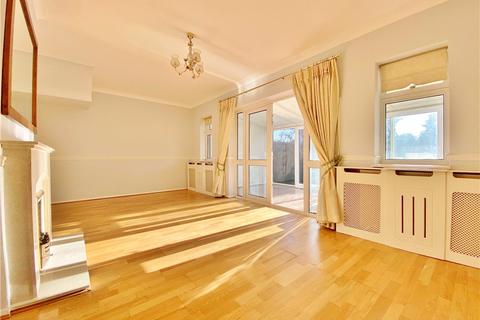 25 Arnold Crescent, Isleworth, TW7 7NS