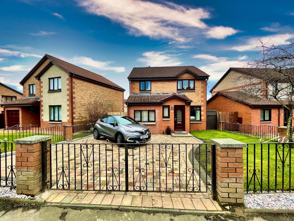 16 Parkvale Avenue, Erskine 4 bed detached house £265,000