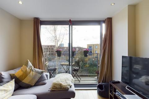 2 bedroom flat to rent - Blackheath Road, London, SE10