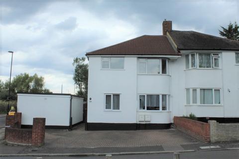 127 Moremead Road, London, SE6 3LU