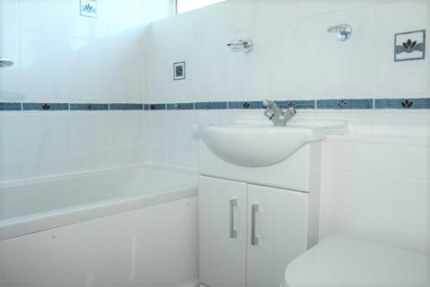 127 Moremead Road, London, SE6 3LU
