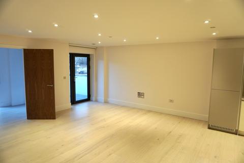 1 bedroom flat to rent - Archway Road, Highgate, London N6