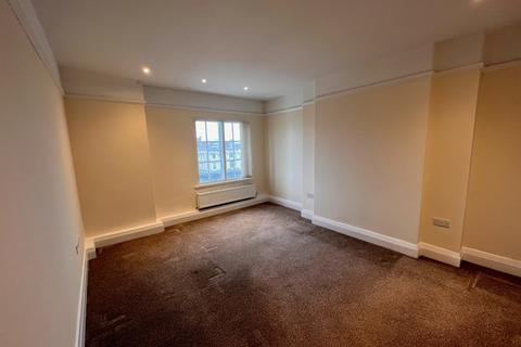 2 bedroom apartment to rent - Lord Street, Southport, Merseyside, PR8