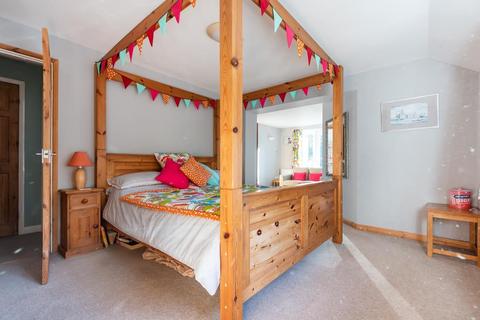 Forge Cottage Green Lane, Ellisfield, Basingstoke, RG25 2QW