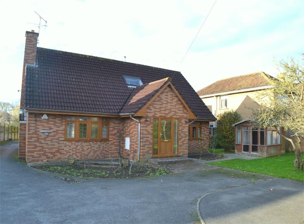 Clevedon Road, Nailsea, Bristol, Somerset 3 bed link detached house £