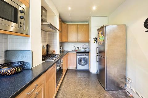 2 bedroom flat to rent - Roseleigh Avenue, Highbury N5
