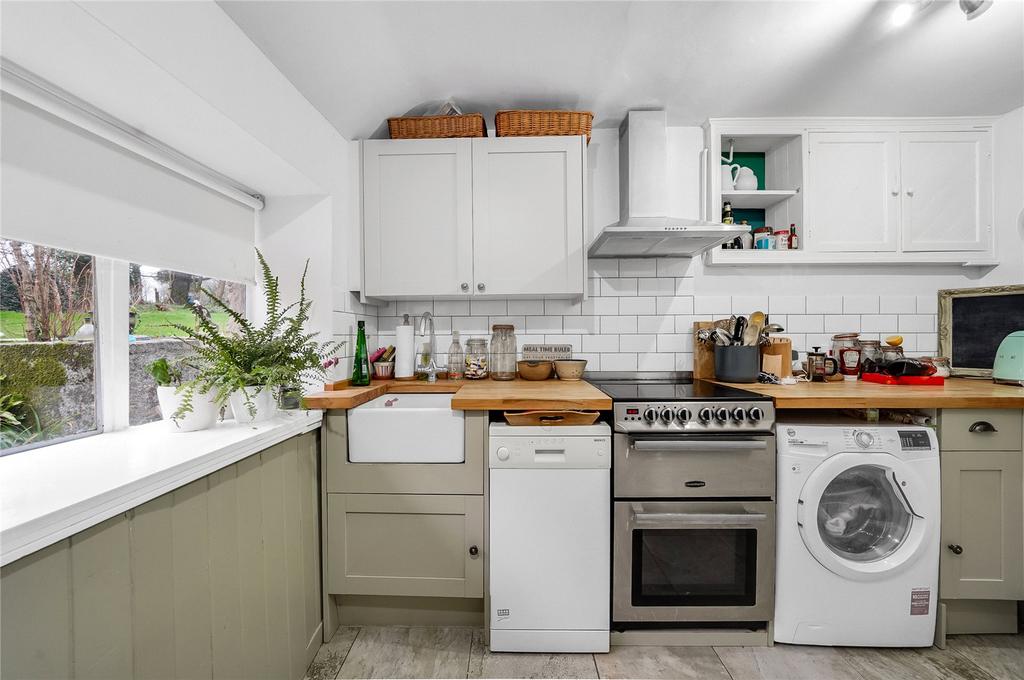 Membland court newton ferrers 2 bed barn conversion 325 000