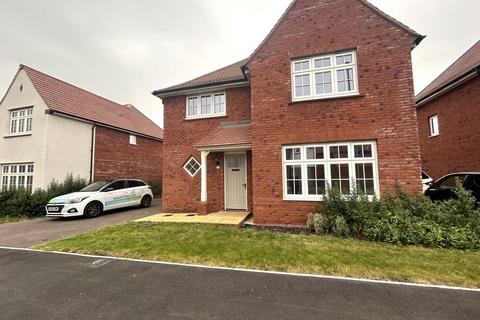 4 bedroom detached house to rent, Hudson Close, Kingsholm, Gloucester