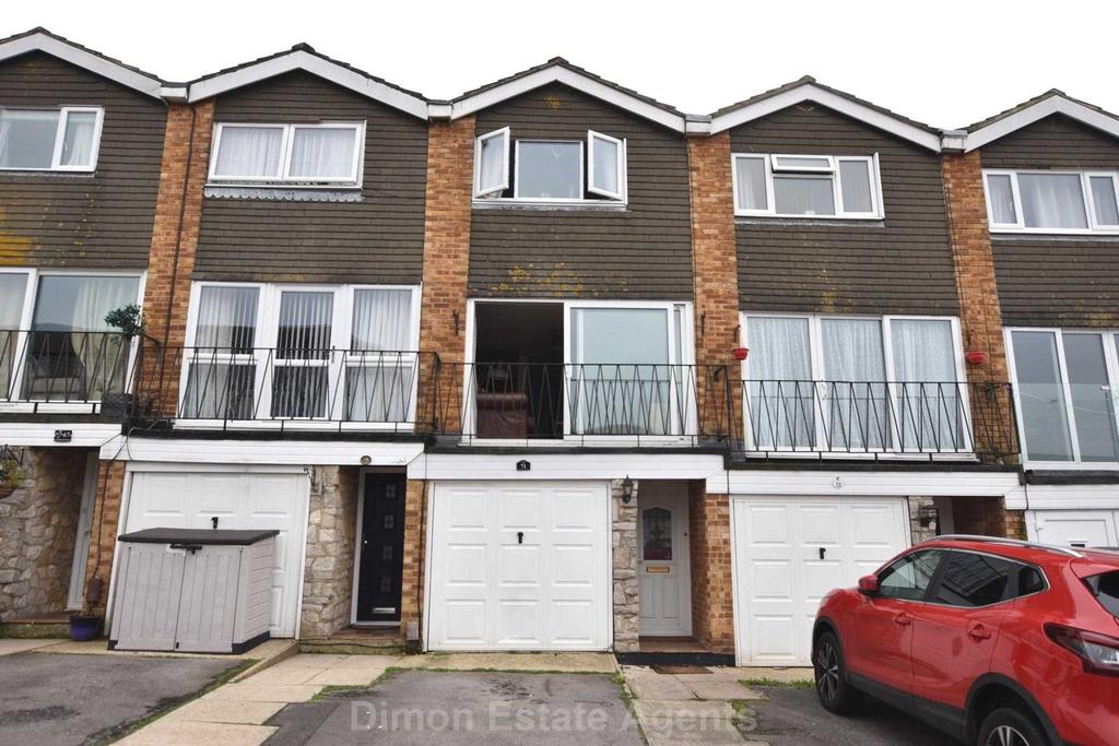 Broadsands Drive, Gomer, Gosport 3 bed townhouse £285,000
