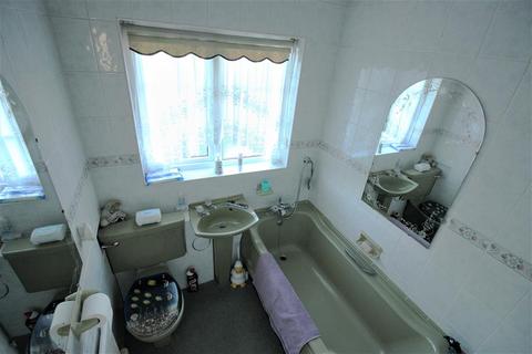35 Rushdene, London, SE2 9RP