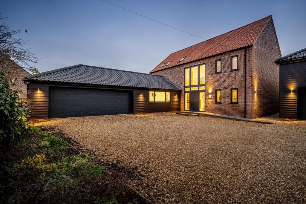 Wisbech St. Mary 4 bed detached house £625,000