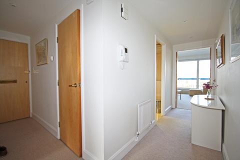 2 bedroom apartment to rent, Oyster Quay, Portsmouth PO6