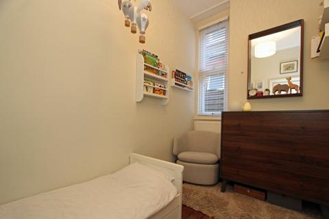 53 Princes Avenue, London, N22 7SB