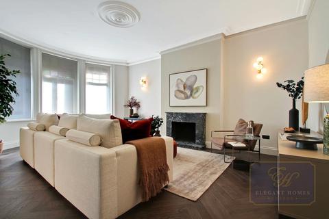 3 bedroom apartment for sale - Transept Street, London