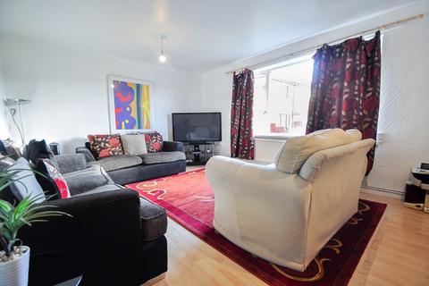 2 bedroom flat for sale - Windemere Square, Newport