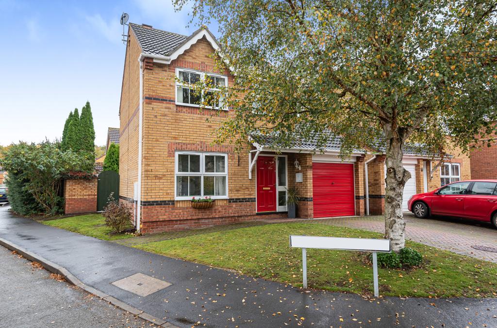Sycamore Crescent, Lincoln, LN6 3 bed detached house £240,000
