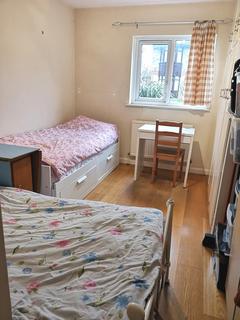1 bedroom flat for sale, One Bedroom | Ground Floor Flat | Redwood Lodge | West Hendon | NW9