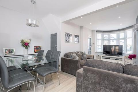 304 Burnt Oak Lane, Sidcup, DA15 8LN