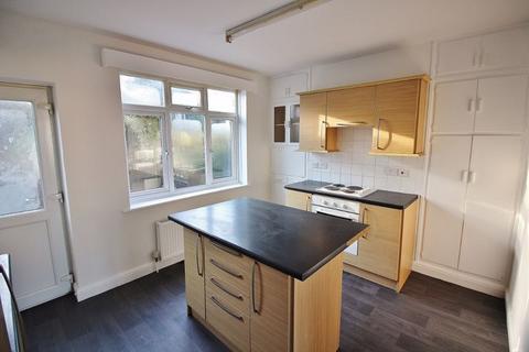 2 bedroom semi-detached house to rent, Elm Terrace, Oldbury