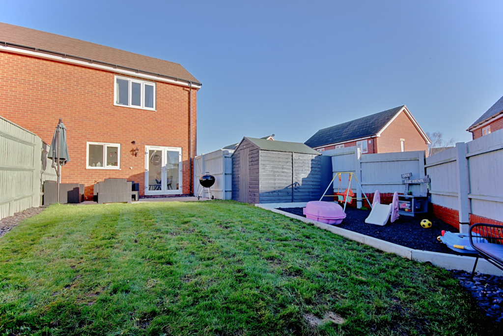 Gregorys Bank, Merrimans Hill, Worcester, WR3 2 bed semidetached house