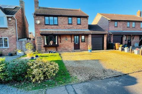 24 Thornemead, Werrington, Peterborough, PE4 7ZD