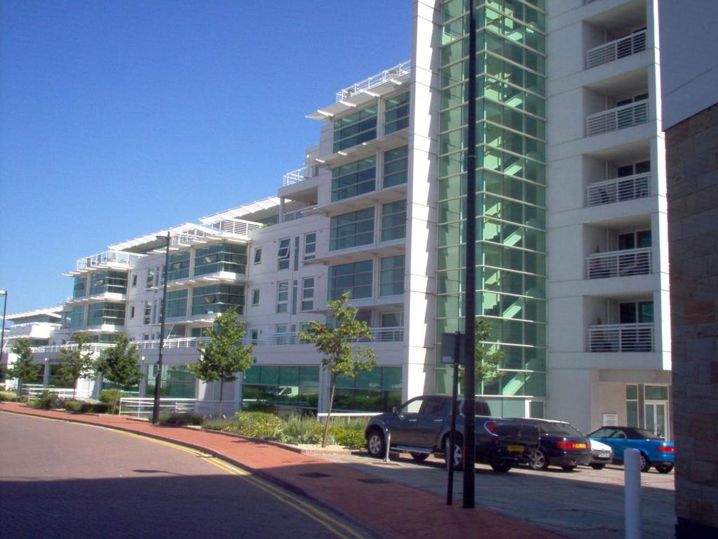 Sovereign Quay, Havannah Street, Cardiff Bay 1 bed flat £825 pcm (£