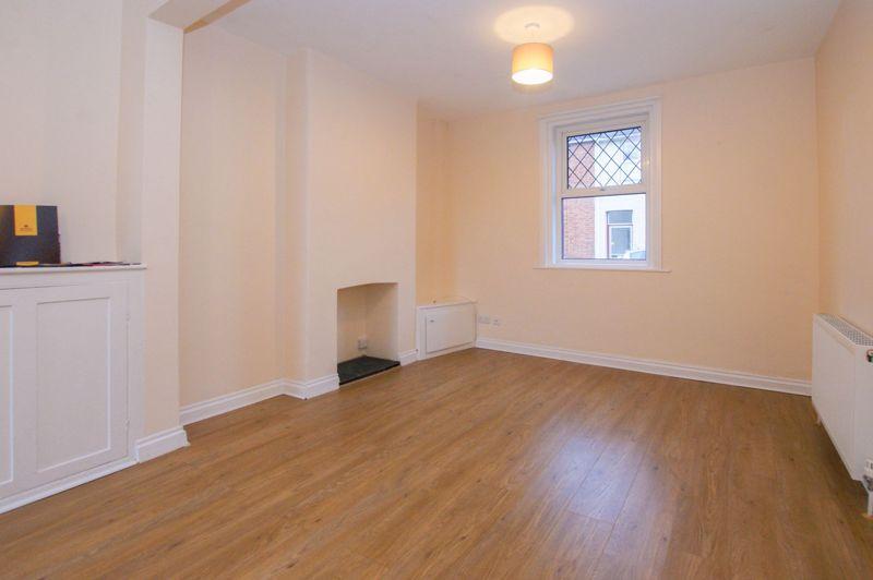 Courtenay Road, Exeter 2 bed terraced house £230,000